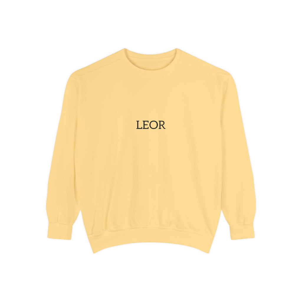 LEOR Minimalist Embroidered Sweatshirt